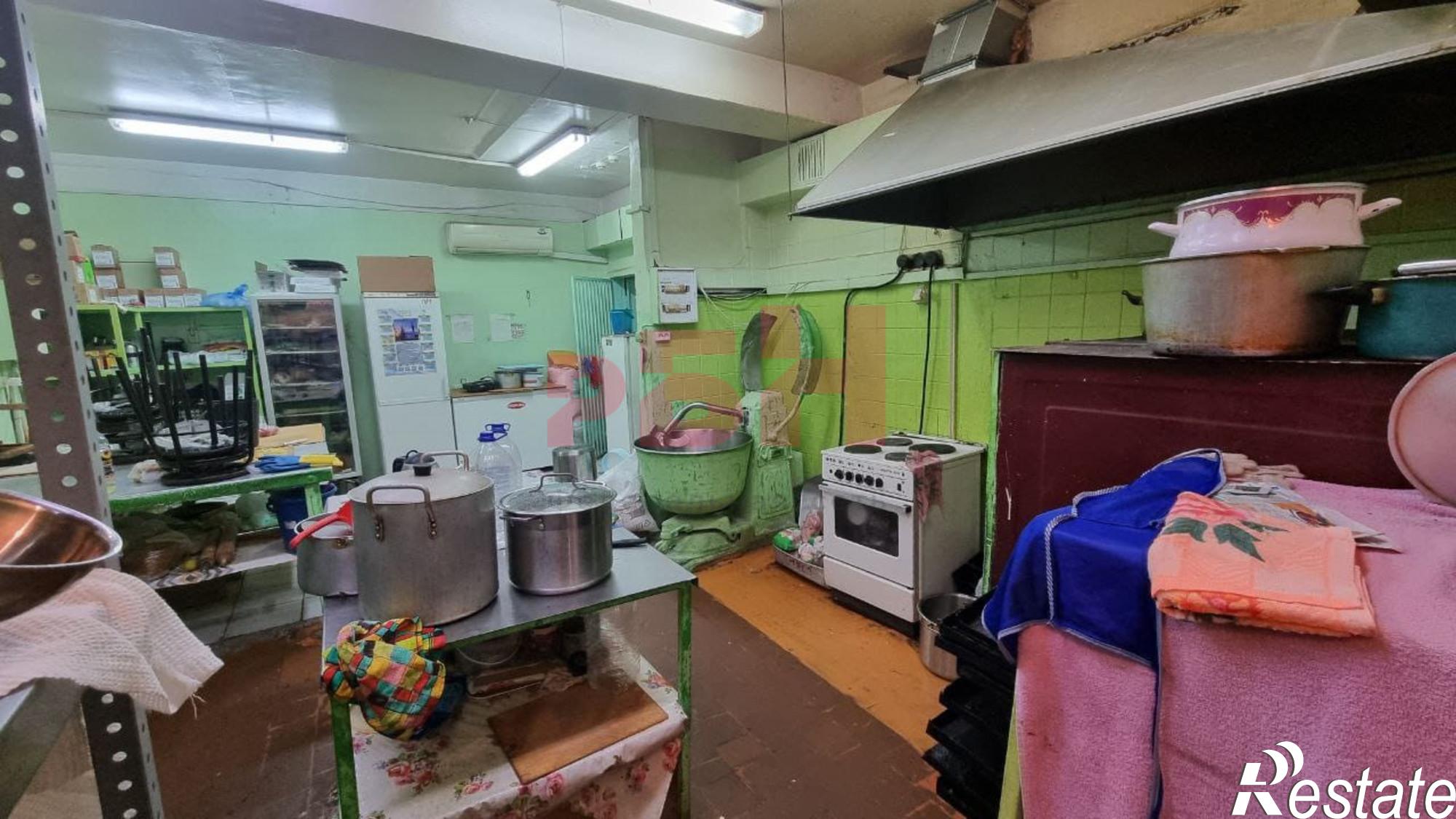 Купить торговое помещение за 4 150 000 рублей на Генерала Тюленева проспект, 20