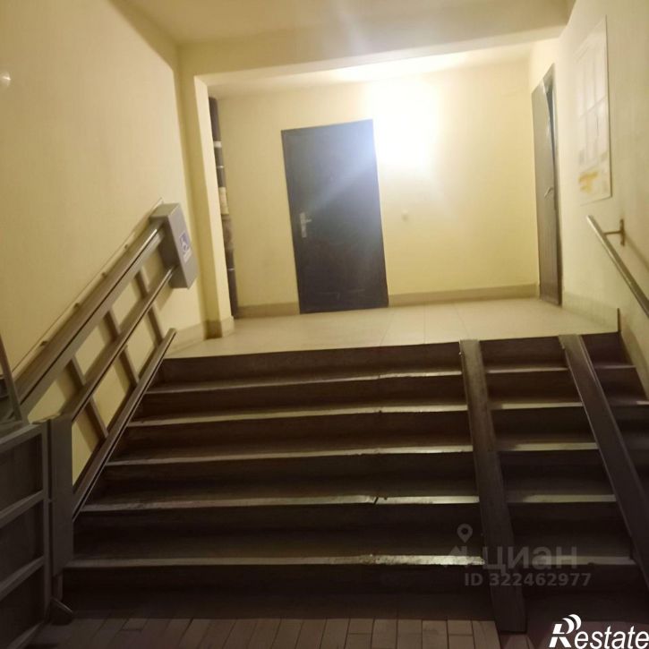 1-комн квартира Локомотивная улица, 33,  д. 33