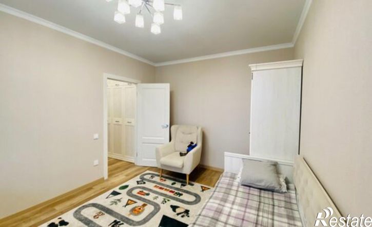 2-комн квартира ул Локомотивная, 83,  д. 83