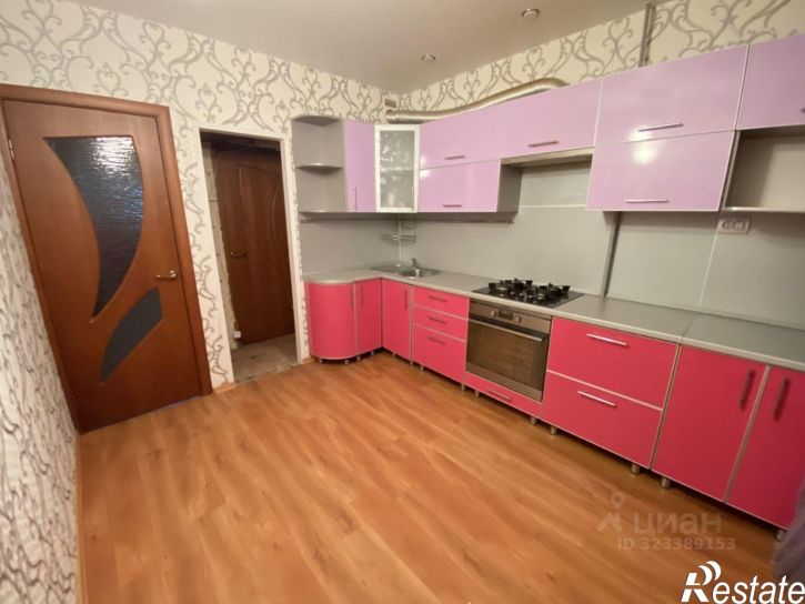 3-комн квартира ул Шигаева, 3,  д. 3