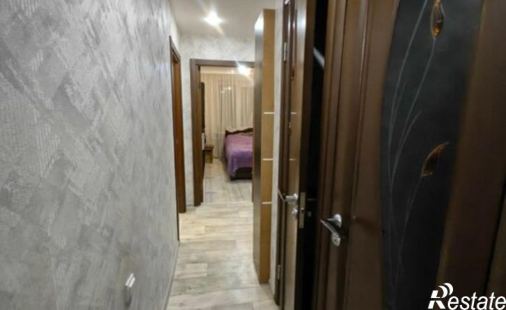 3-комн квартира улица Тельмана, 12,  д. 12