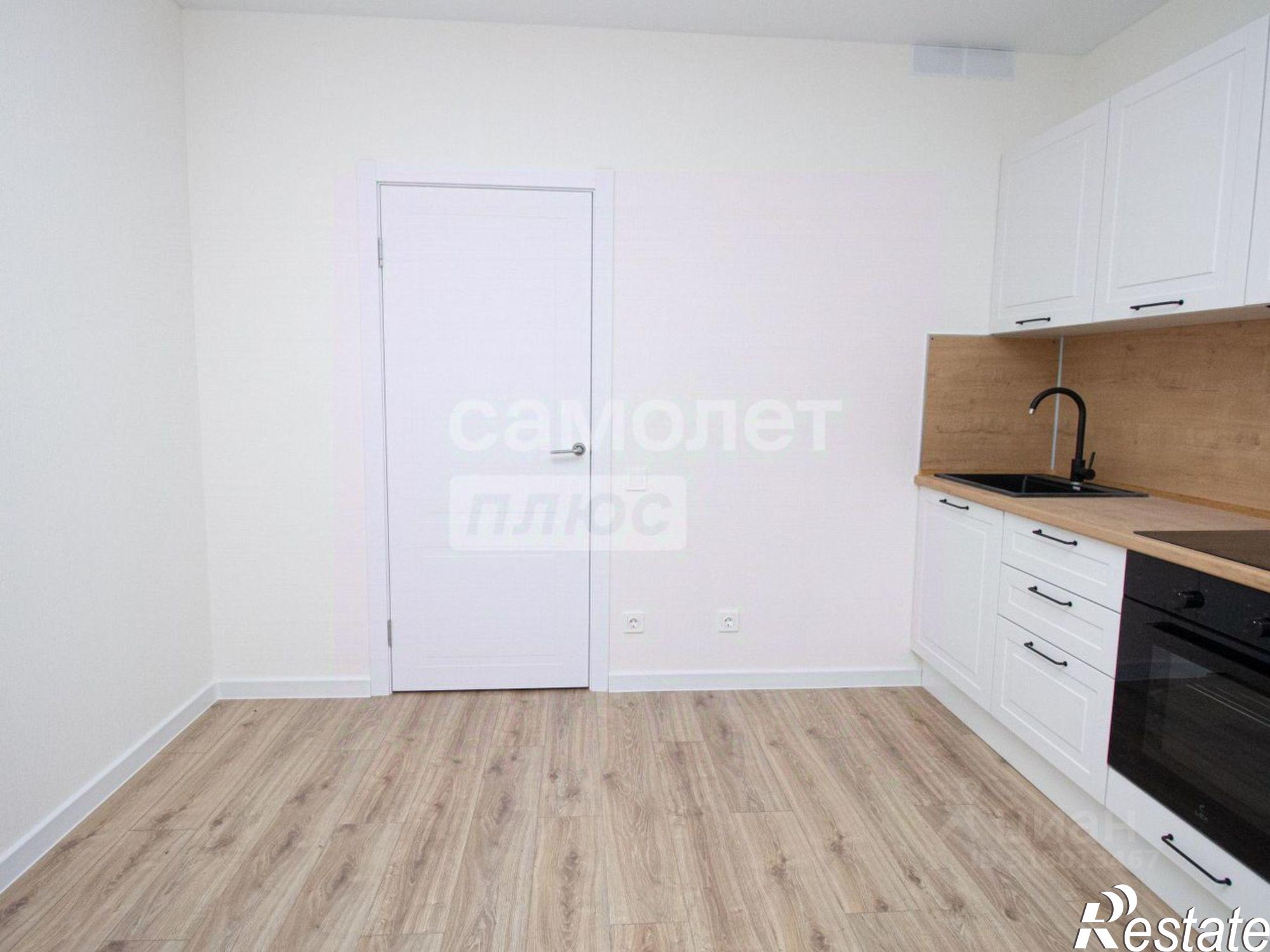 Купить квартиру за 6 990 000 рублей на пр-кт Генерала Тюленева, 32 1