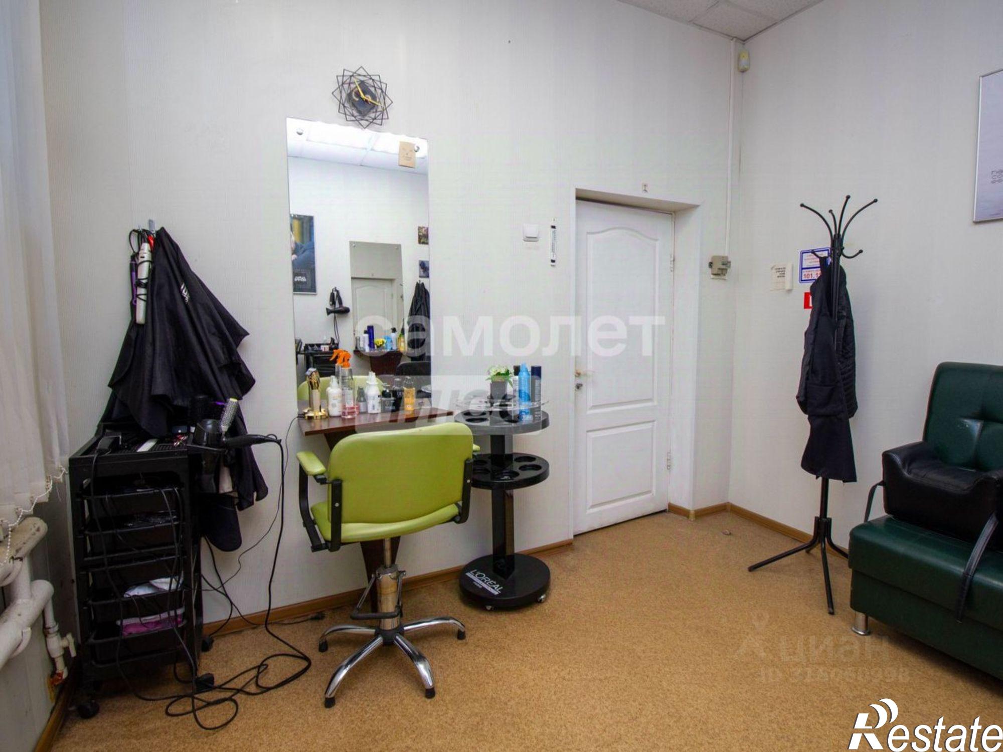 Купить офис, помещение под офис за 14 449 600 рублей на ул Стасова, 11