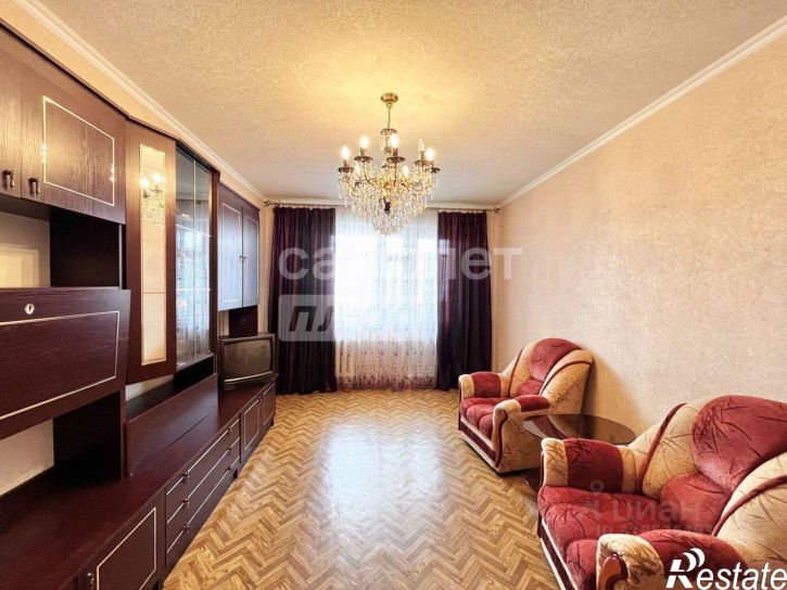 2-комн квартира улица Рябикова, 83,  д. 83