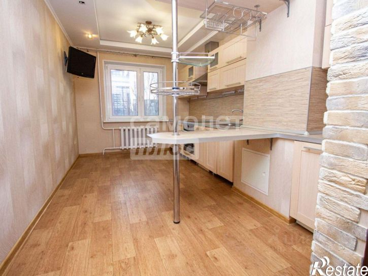 3-комн квартира пр-кт Генерала Тюленева, 28,  д. 28