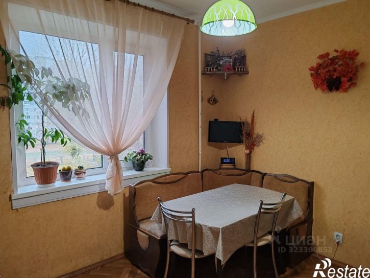 3-комн квартира проспект Ленинского Комсомола, 1,  д. 1