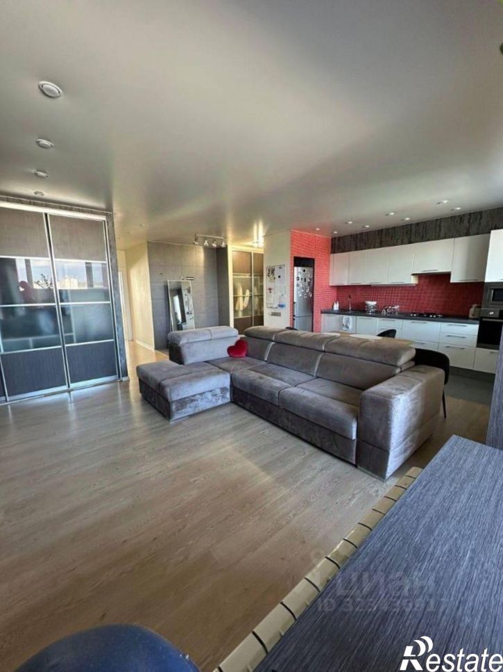 2-комн квартира ул Врача Михайлова, 48,  д. 48