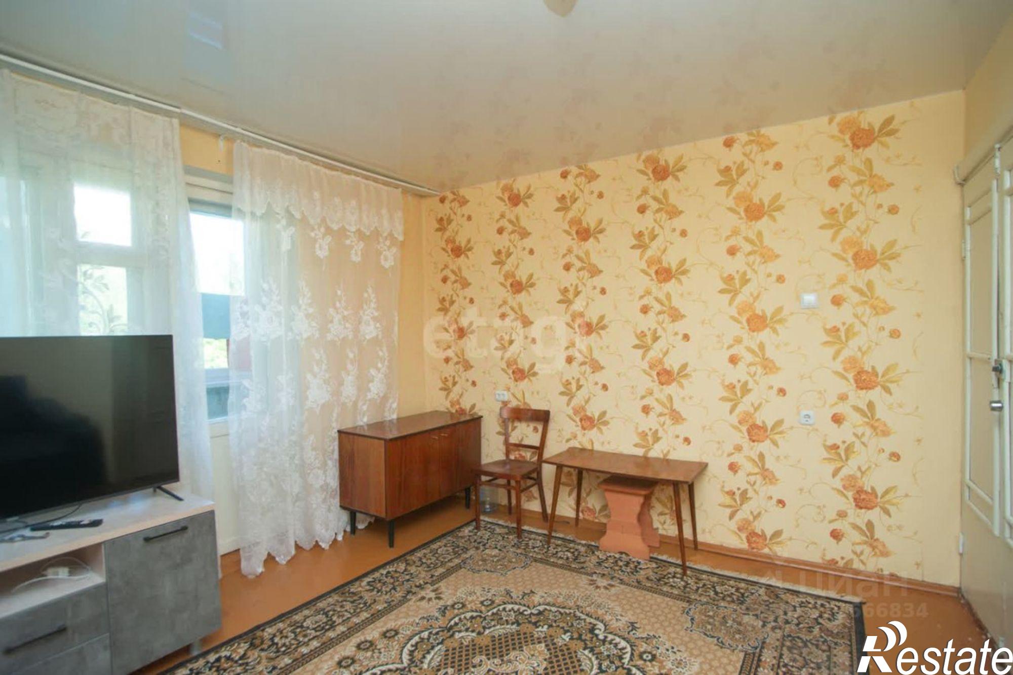 Купить квартиру за 2 400 000 рублей на проспект Ленинского Комсомола, 53