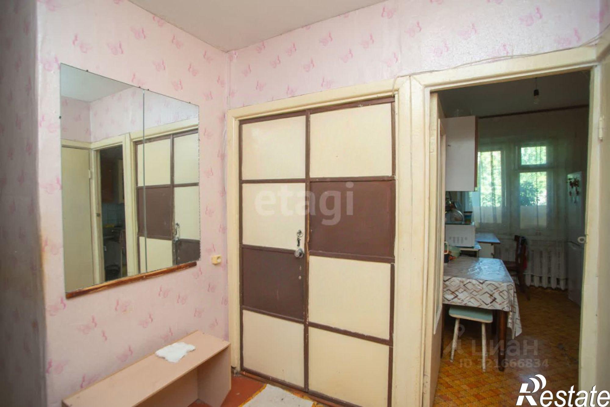 Купить квартиру за 2 400 000 рублей на проспект Ленинского Комсомола, 53