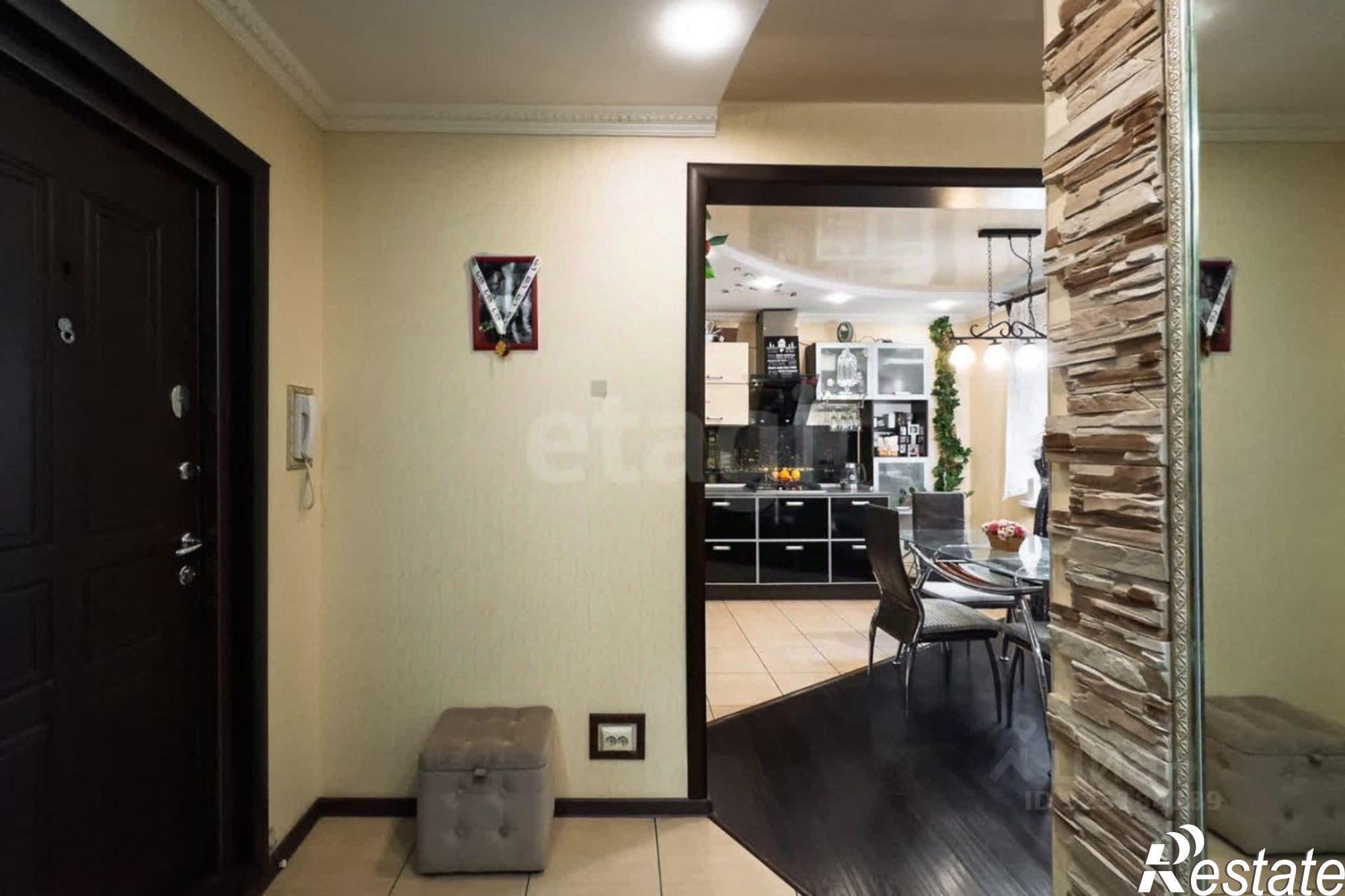 Купить квартиру за 8 000 000 рублей на улица Генерала Мельникова, 10