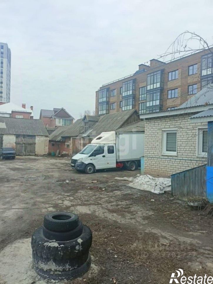 2-комн квартира улица Крымова, 31,  д. 31