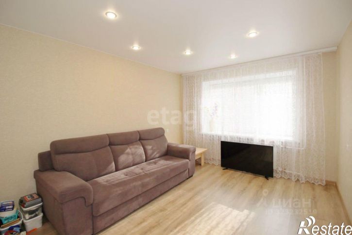 2-комн квартира улица Гафурова, 5,  д. 5