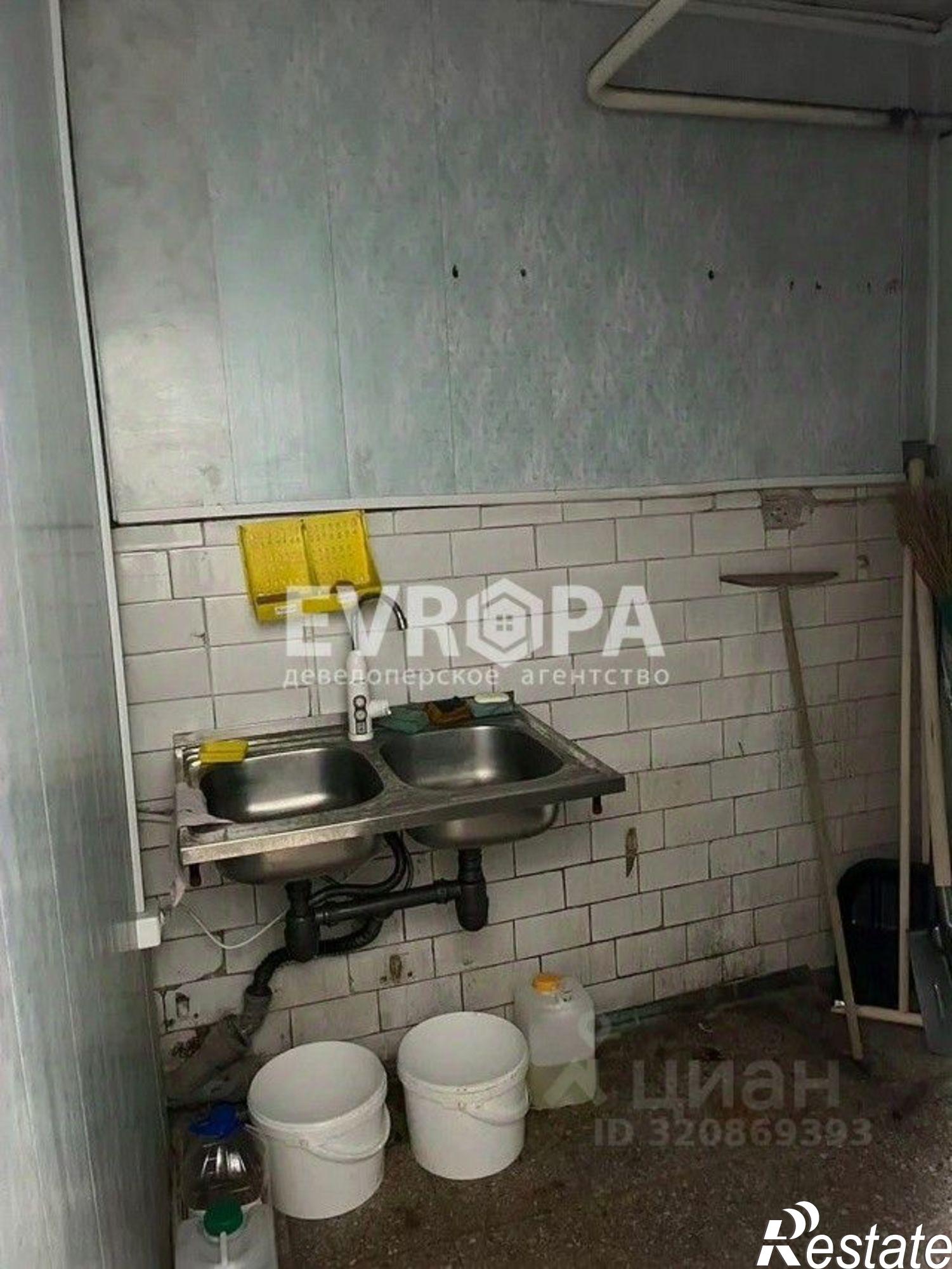 Купить торговое помещение за 8 600 060 рублей на улица Стасова, 17