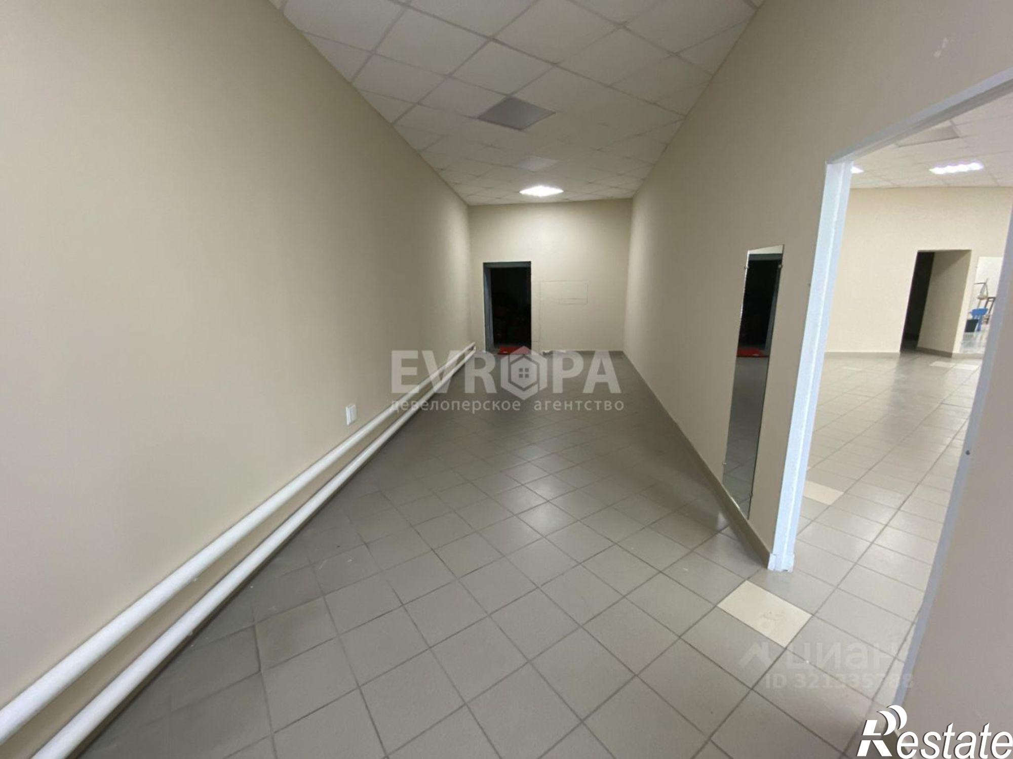 Купить торговое помещение за 70 000 800 рублей на улица Гончарова, 28