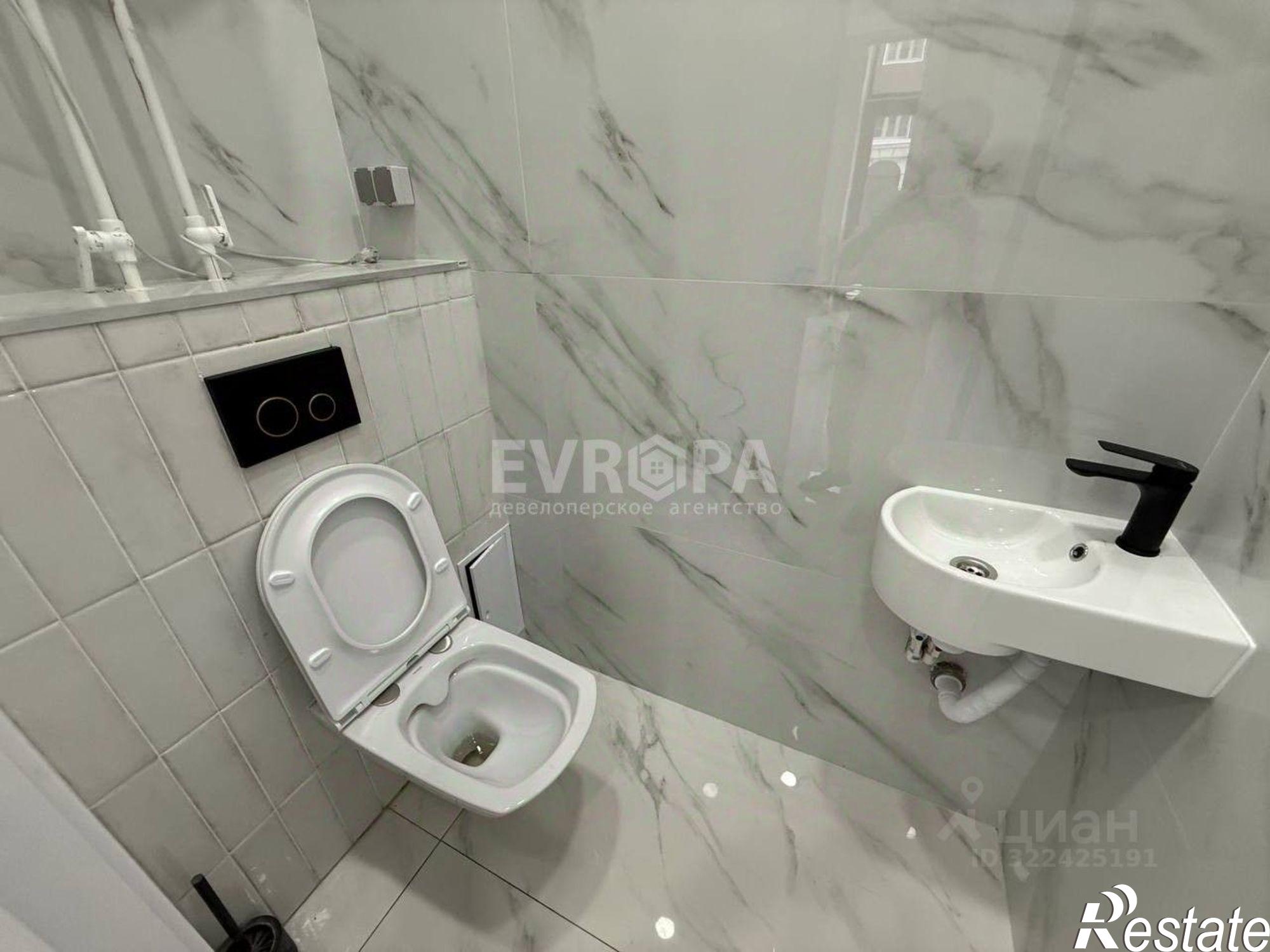 Купить торговое помещение за 15 960 600 рублей на проспект Зырина, 17