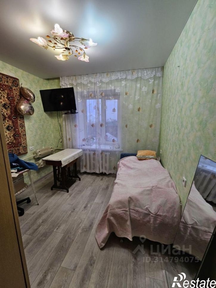 3-комн квартира ул Гафурова, 5А,  д. 5А