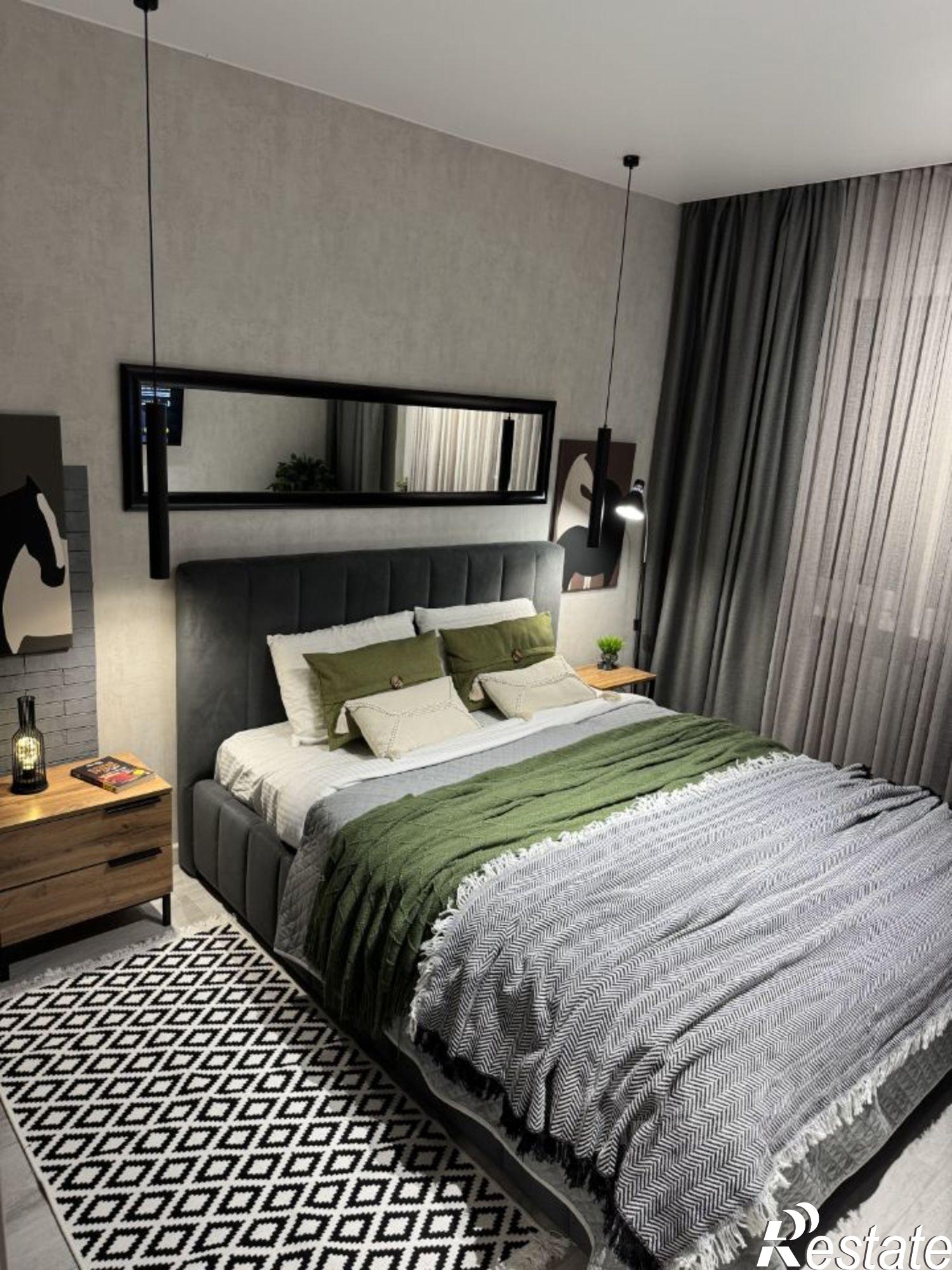 Купить квартиру за 8 000 000 рублей на ул Камышинская, 74