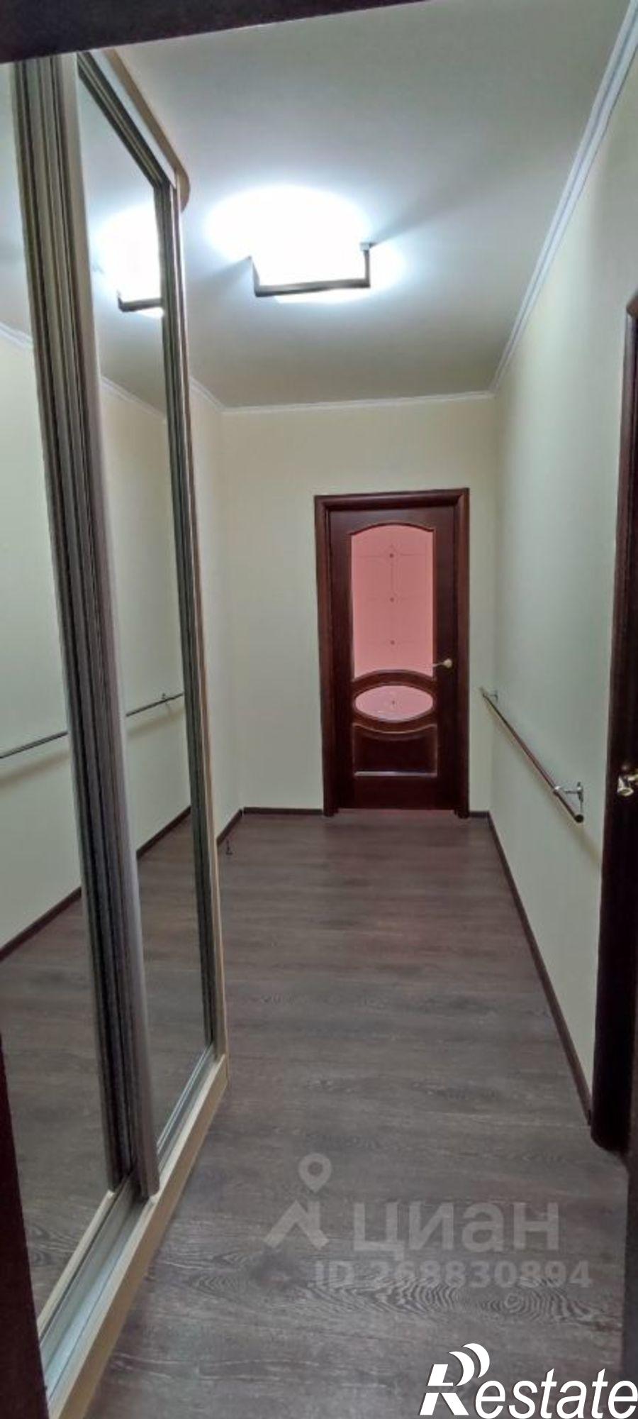 Сдать квартиру за 35 000 рублей на проспект Врача Сурова, 33