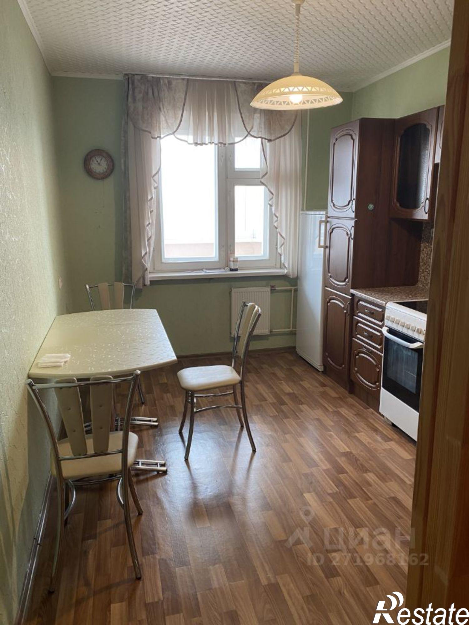 Сдать квартиру за 16 000 рублей на улица Университетская Набережная, 5