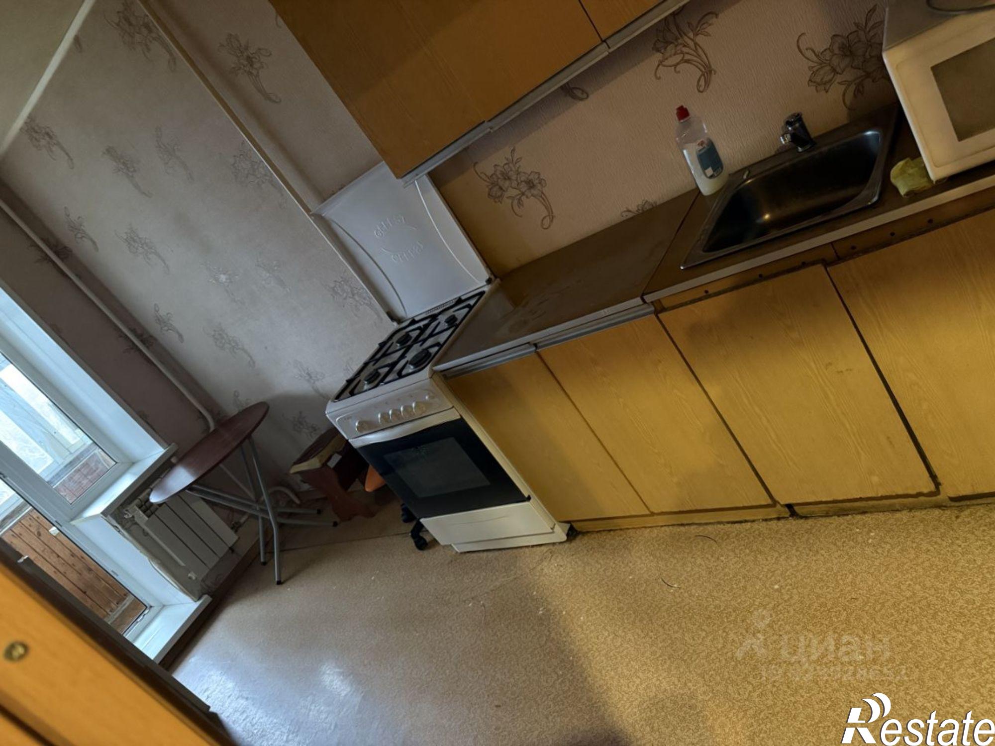 Сдать квартиру за 10 000 рублей на Октябрьская улица, 38