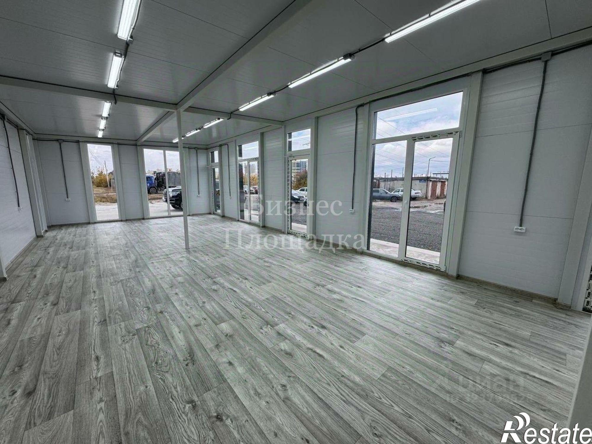 Сдать торговое помещение за 78 125 рублей на ул Богдана Хитрово, 1