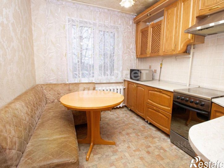 4-комн квартира ул Варейкиса, 28,  д. 28