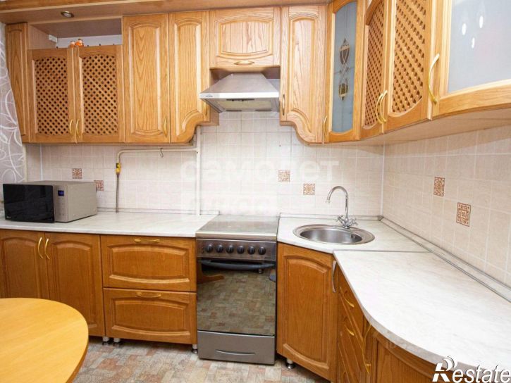 4-комн квартира ул Варейкиса, 28,  д. 28