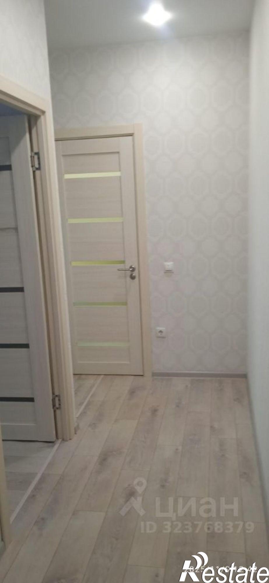 Сдать квартиру за 21 000 рублей на проспект Ливанова, 28