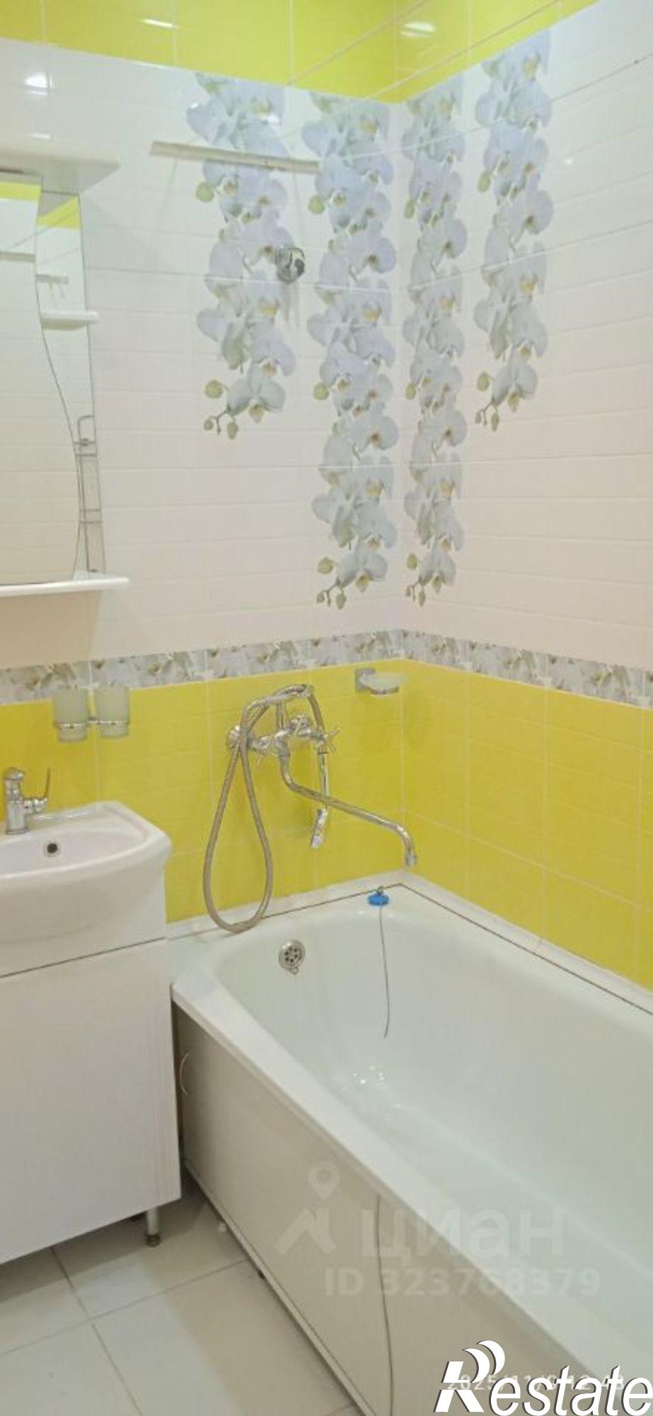 Сдать квартиру за 21 000 рублей на проспект Ливанова, 28