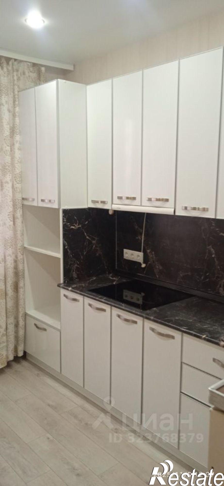 Сдать квартиру за 21 000 рублей на проспект Ливанова, 28