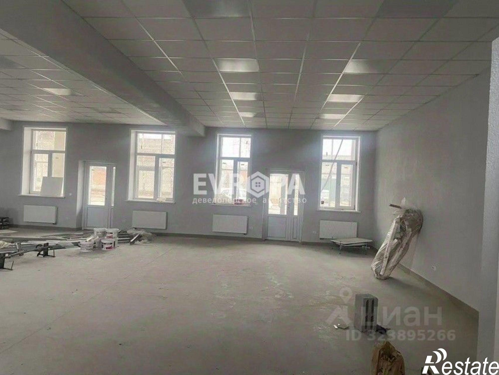 Сдать торговое помещение за 675 000 рублей на улица Хваткова, 9А