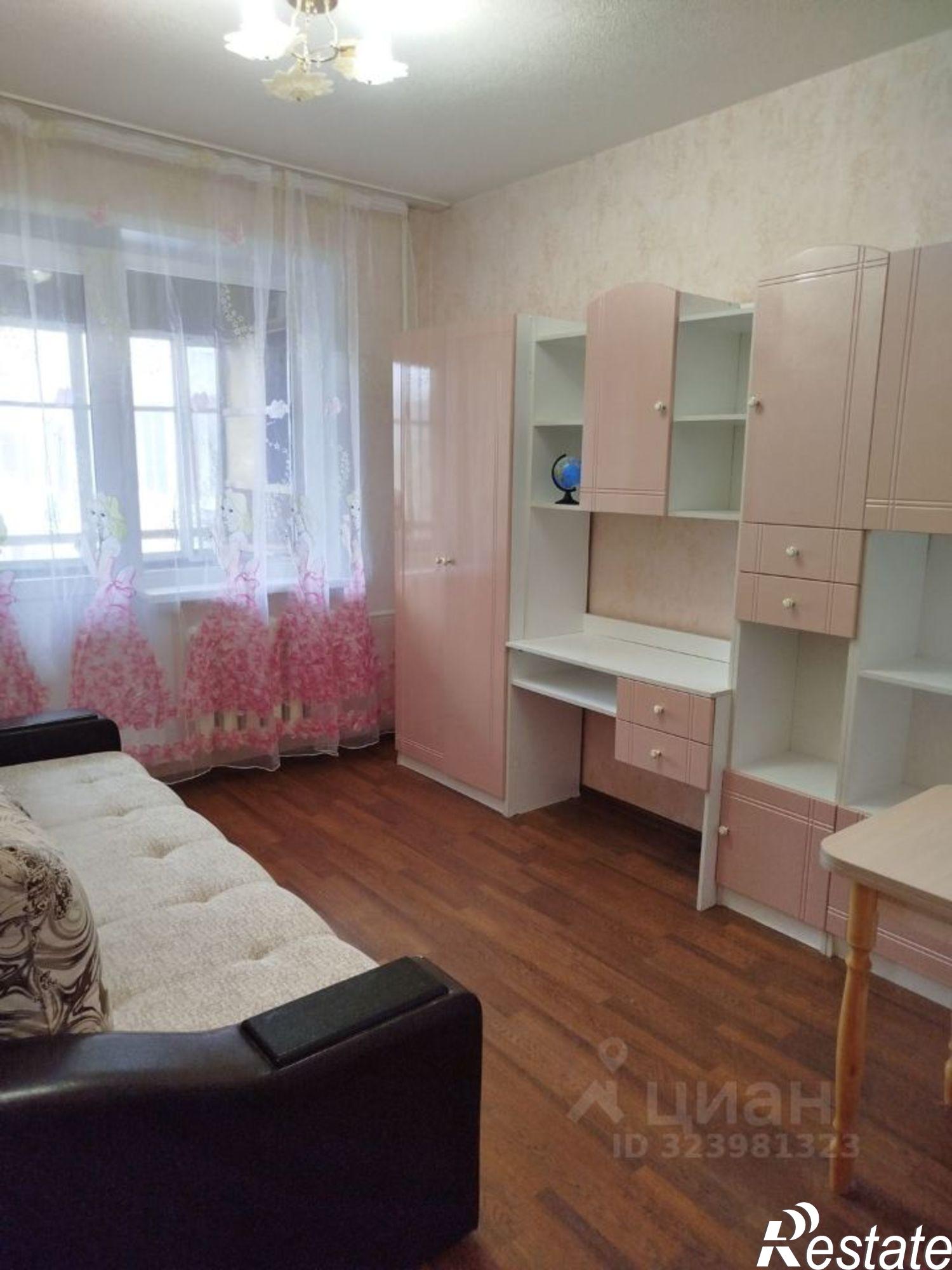 Сдать квартиру за 29 700 рублей на проспект Врача Сурова, 15