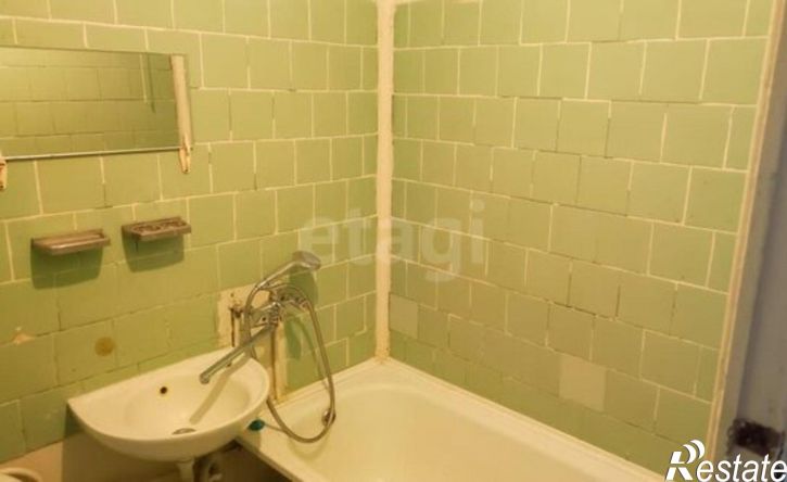 2-комн квартира ул Ватутина, 64,  д. 64