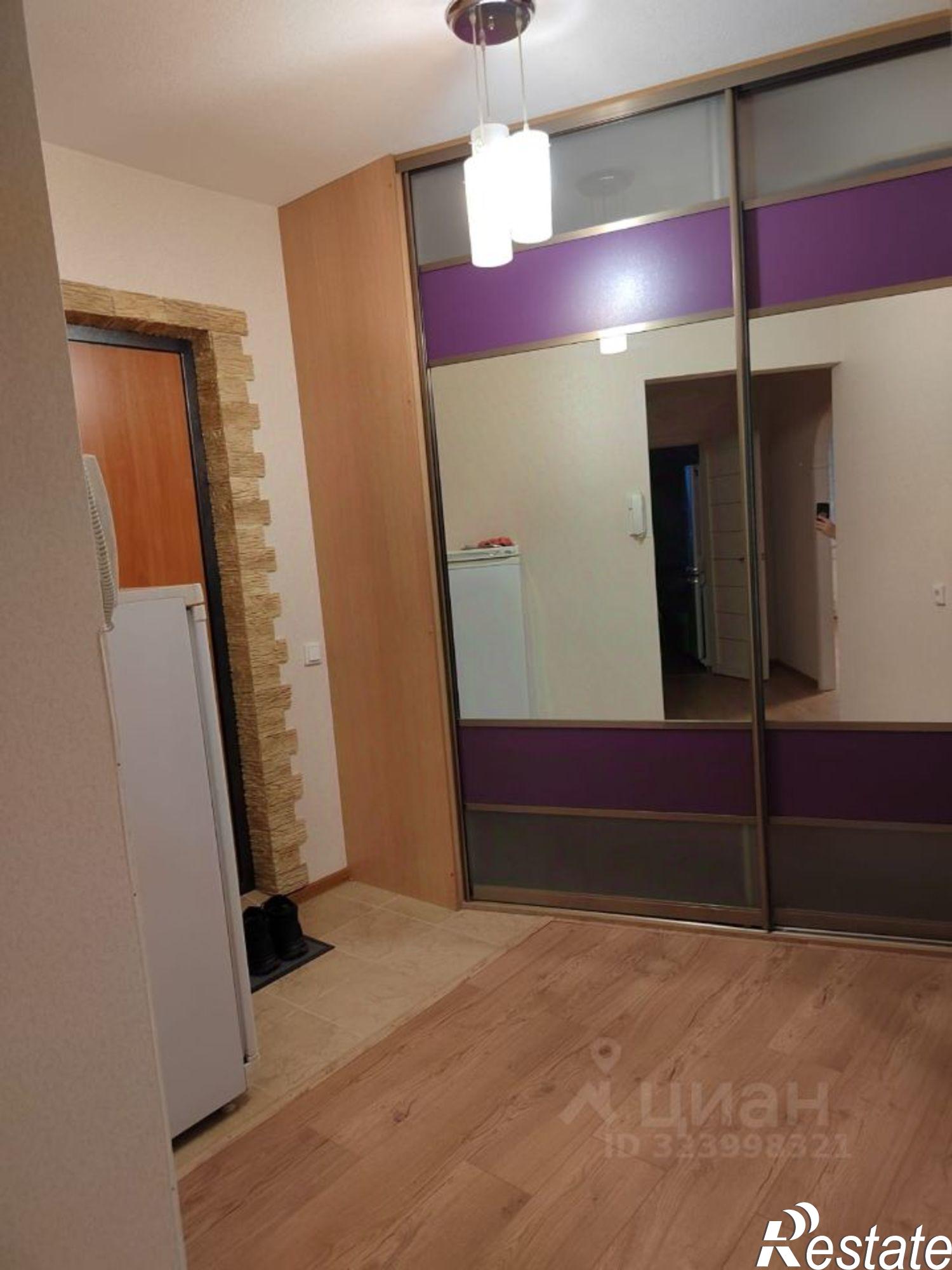 Сдать квартиру за 25 000 рублей на улица Генерала Мельникова, 10