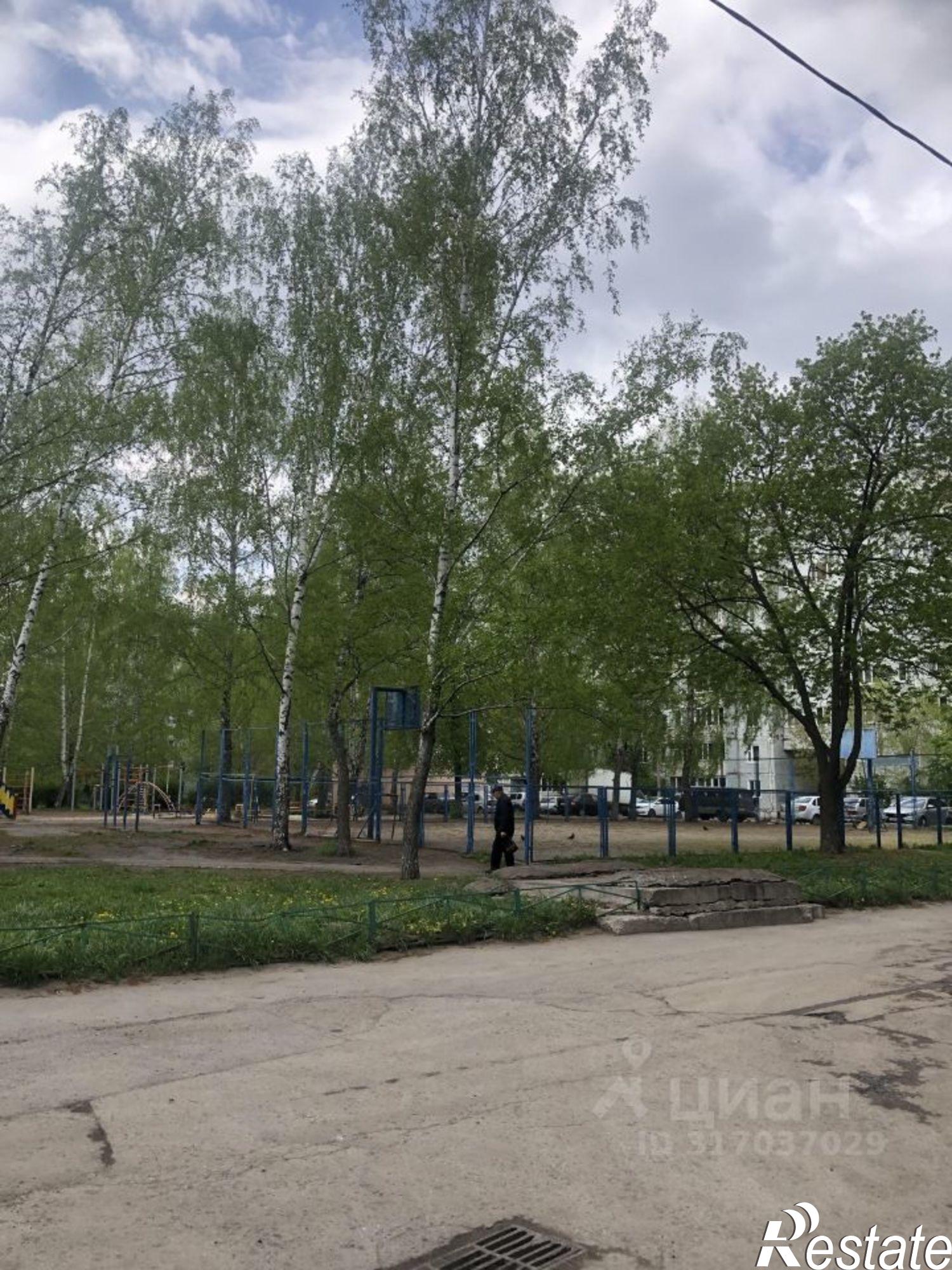 Купить квартиру за 2 670 000 рублей на улица Варейкиса, 20