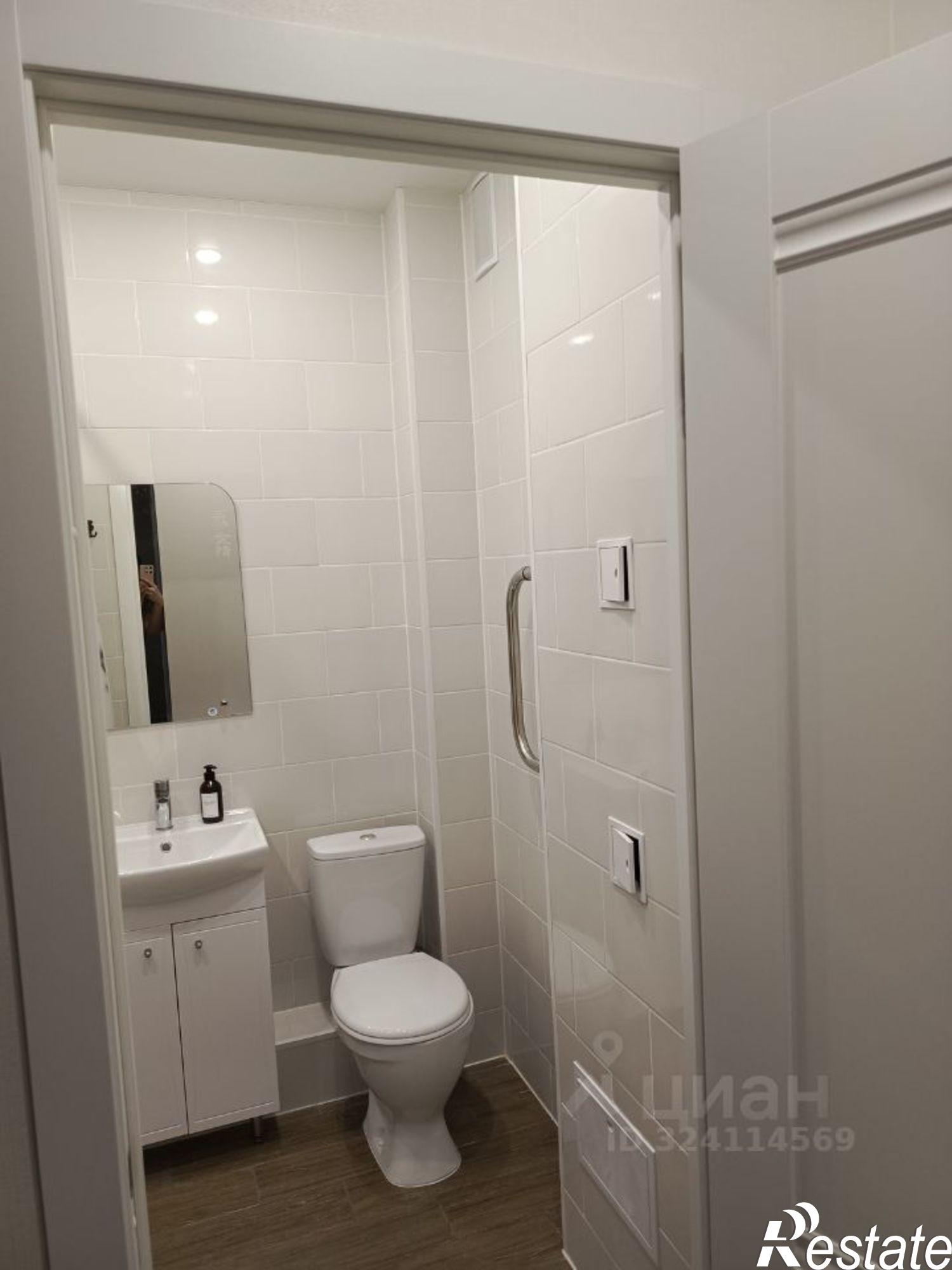 Сдать квартиру за 25 000 рублей на бульвар Льва Лановского, 4