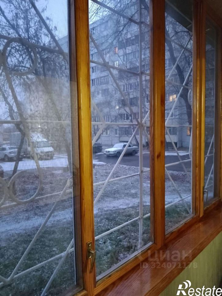 1-комн квартира ул Хрустальная, 62,  д. 62