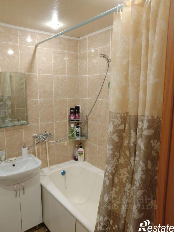 1-комн квартира ул Хрустальная, 62,  д. 62