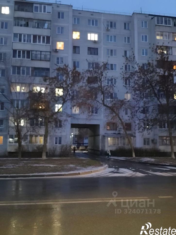 1-комн квартира ул Хрустальная, 62,  д. 62