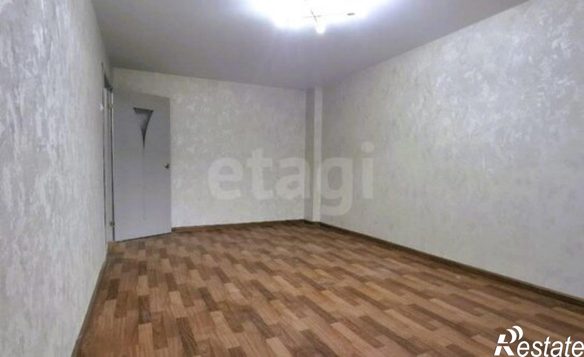 Купить квартиру за 2 750 000 рублей на Хрустальная улица, 28