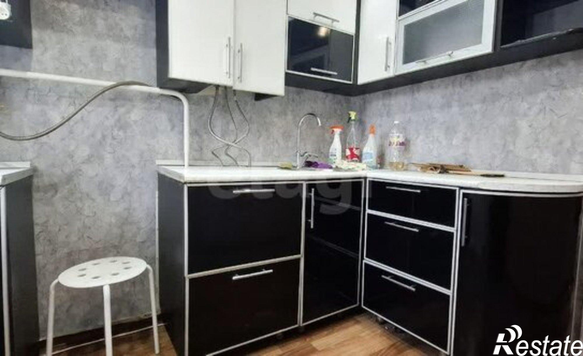 Купить квартиру за 2 750 000 рублей на Хрустальная улица, 28