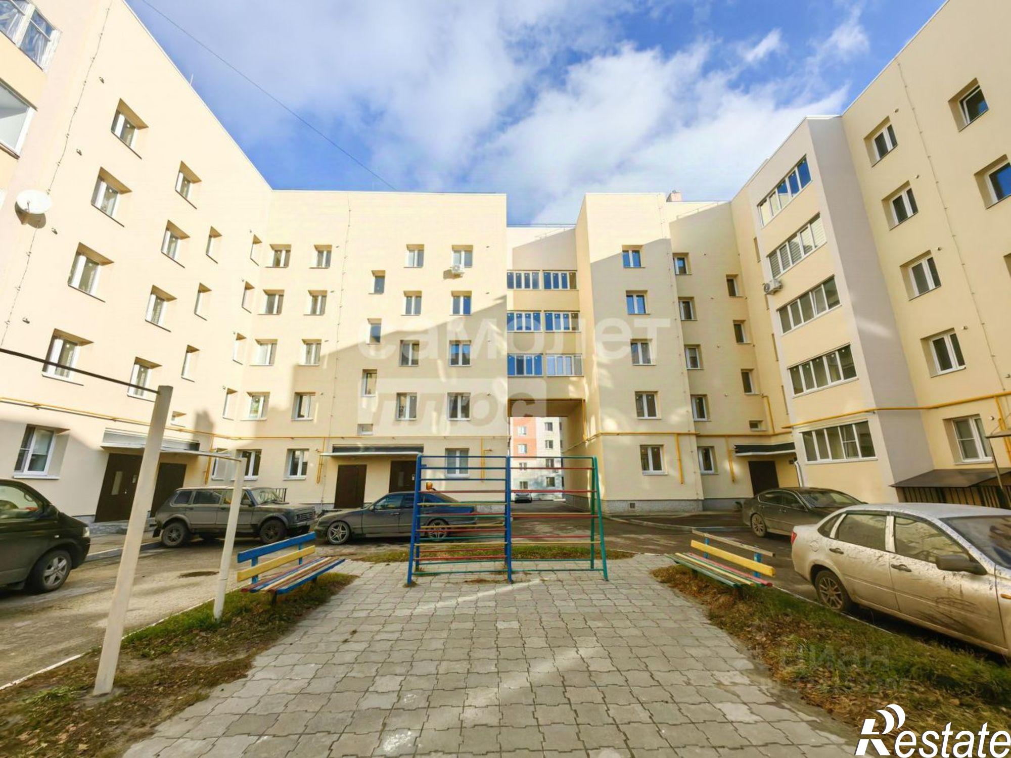 Купить квартиру за 3 200 000 рублей на Локомотивная улица, 74