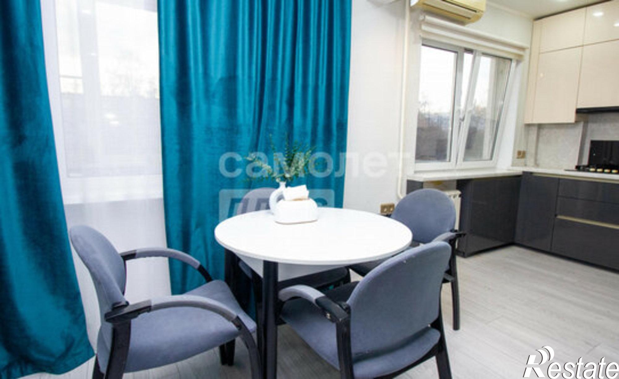 Купить квартиру за 4 900 000 рублей на улица Розы Люксембург, 54