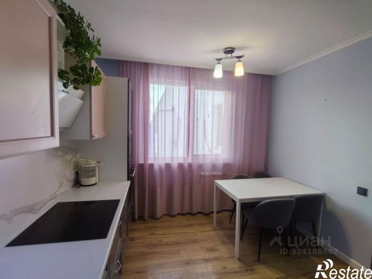 3-комн квартира проспект Ливанова, 30,  д. 30