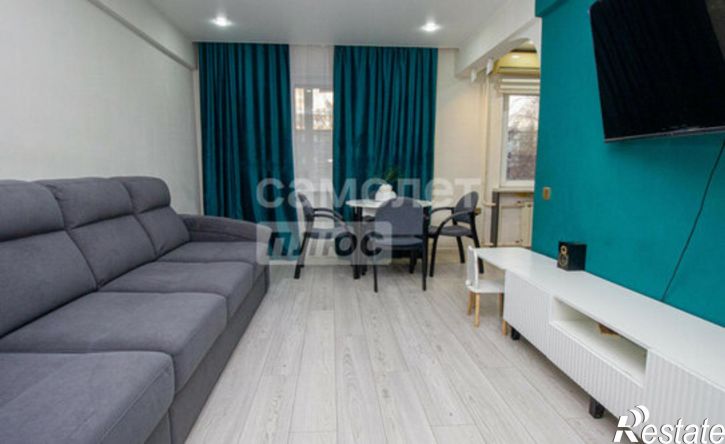 3-комн квартира улица Розы Люксембург, 54,  д. 54