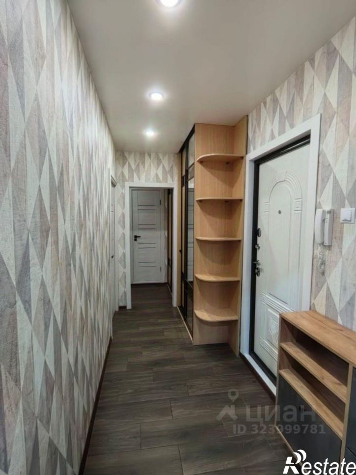 2-комн квартира проспект Созидателей, 8,  д. 8