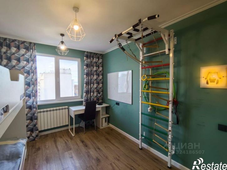 3-комн квартира проспект Ливанова, 30,  д. 30