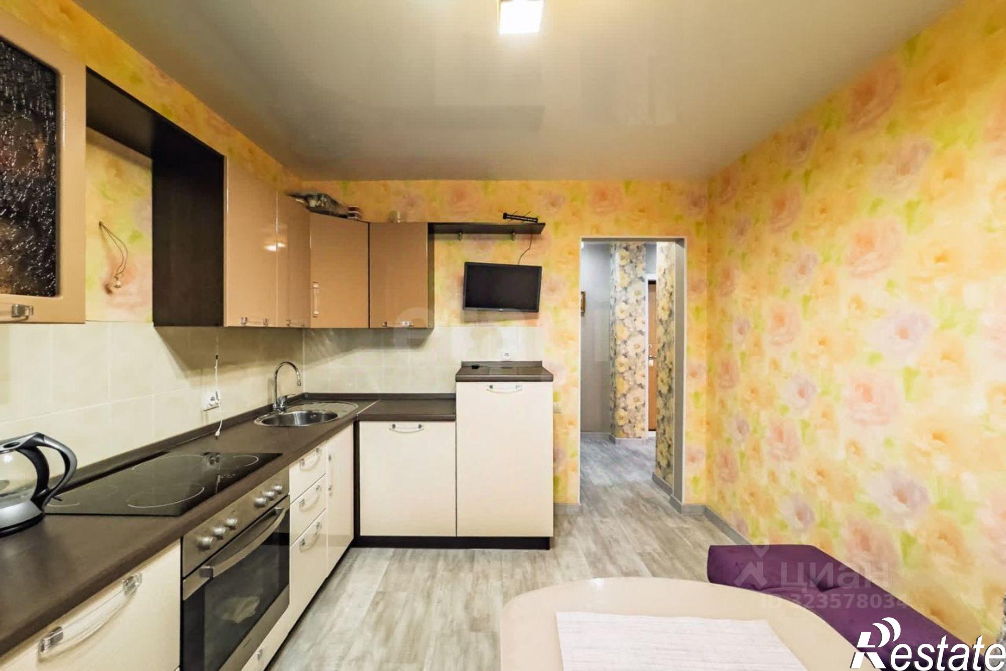 Купить квартиру за 4 800 000 рублей на Верхнеполевая улица, 15