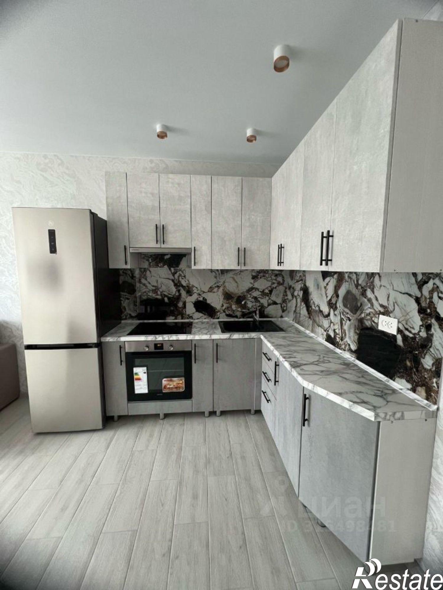 Сдать квартиру за 28 000 рублей на Стартовый проезд, 3