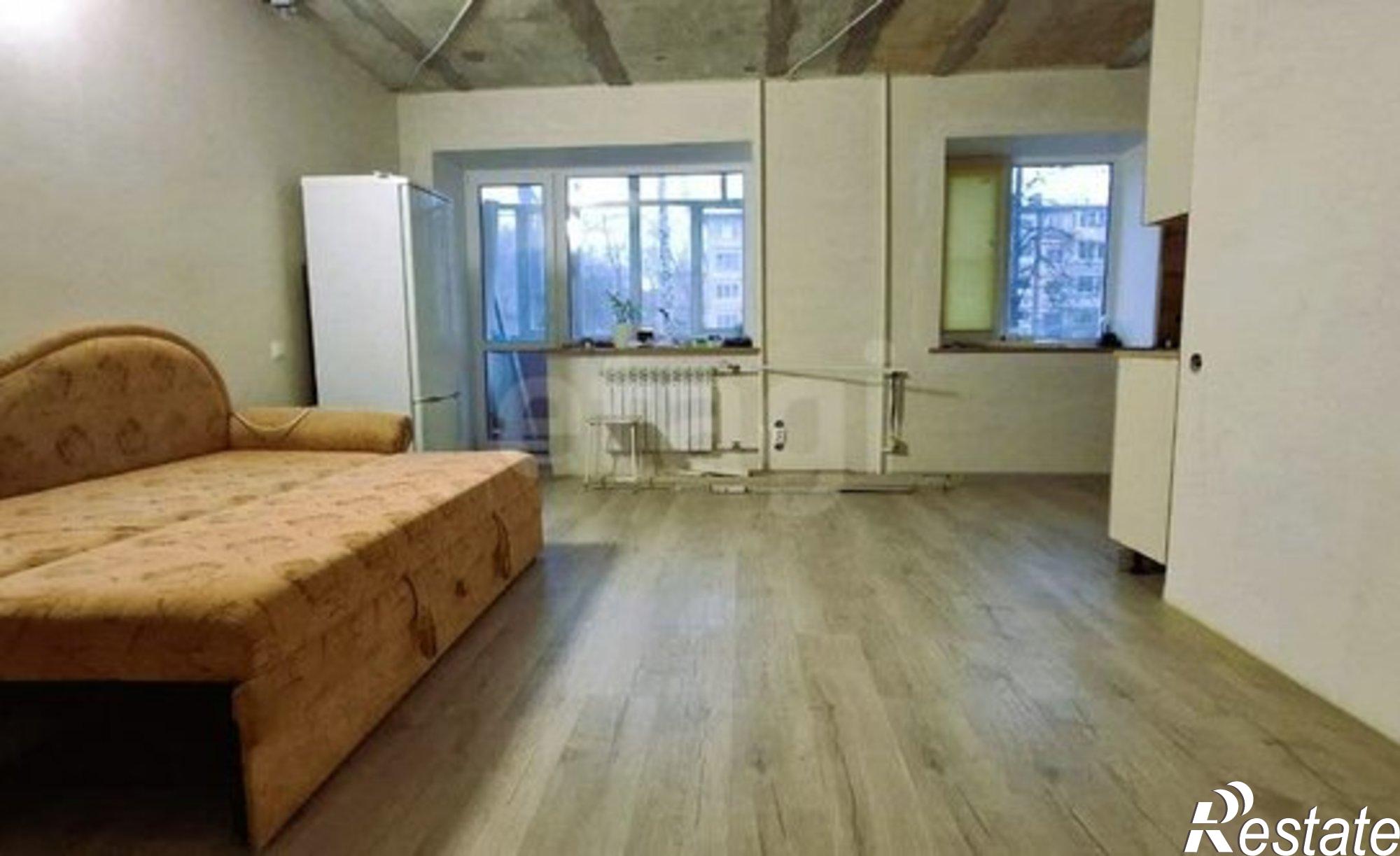 Купить квартиру за 2 800 000 рублей на Клубная улица, 10